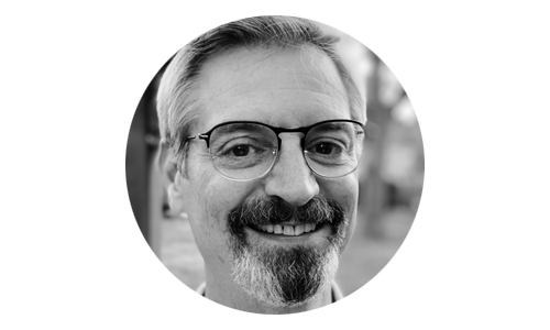 headshot for Peter Tapling